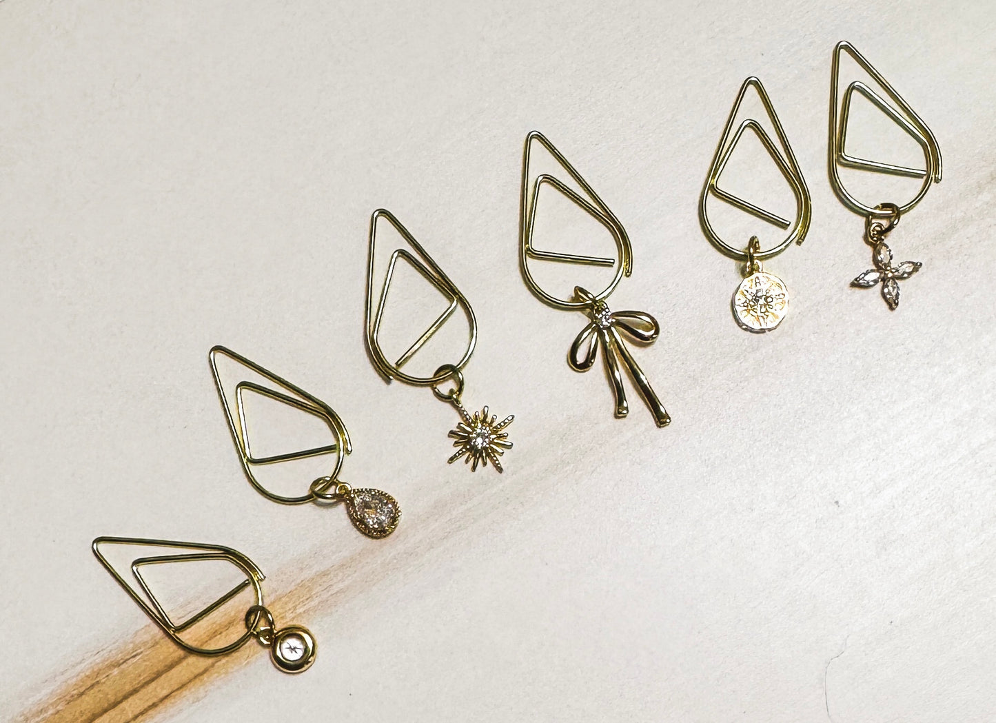 Gold Tone Teardrop Paper Clips