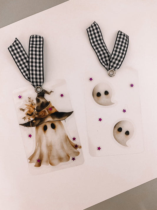 Ghost Bookmark (Check ribbon if available / if not solid black)
